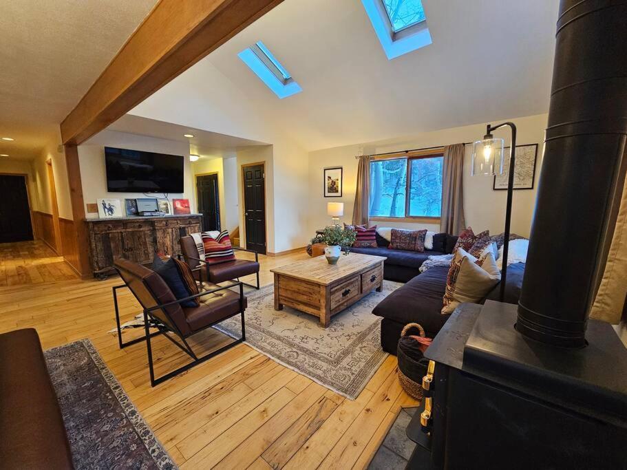 Private And Updated Breck Home With Hot Tub Breckenridge Zewnętrze zdjęcie