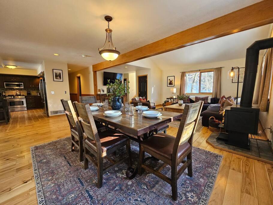 Private And Updated Breck Home With Hot Tub Breckenridge Zewnętrze zdjęcie