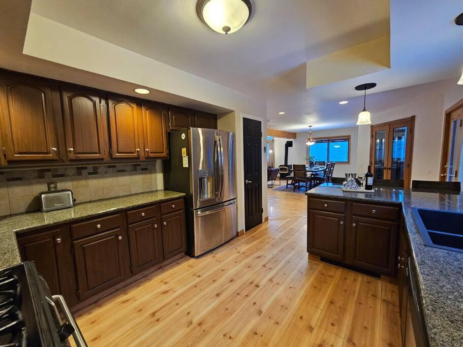 Private And Updated Breck Home With Hot Tub Breckenridge Zewnętrze zdjęcie